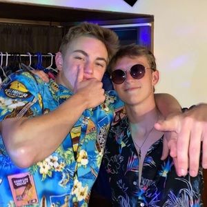 Meet your Posher, Thomas